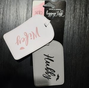 Wife and hubby luggage tags